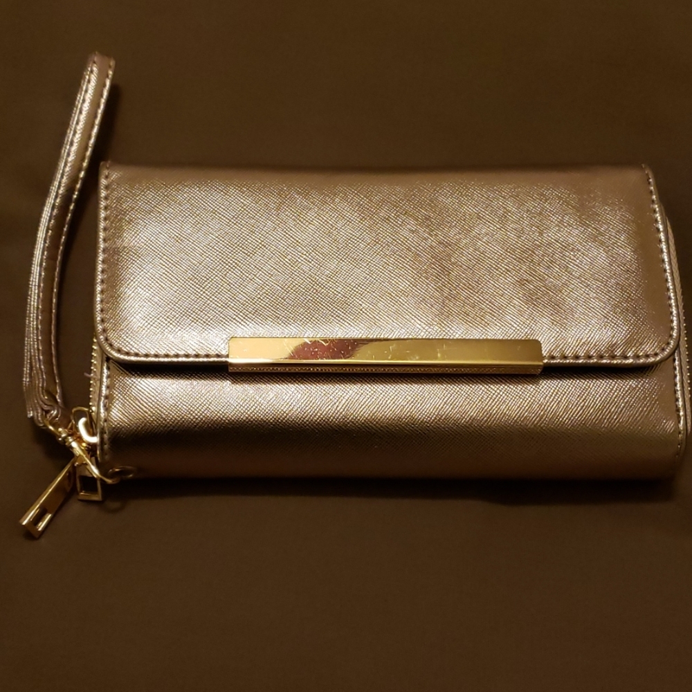 Wristlet